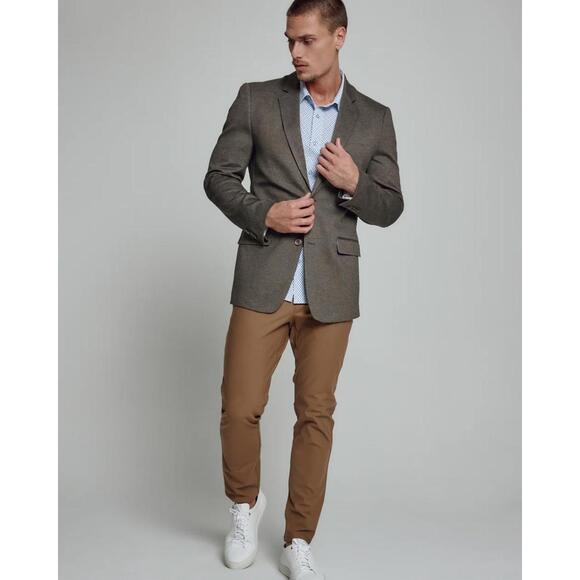 NWOT Mens 7Diamonds Blazer Newport FIt sport coat Large flawless